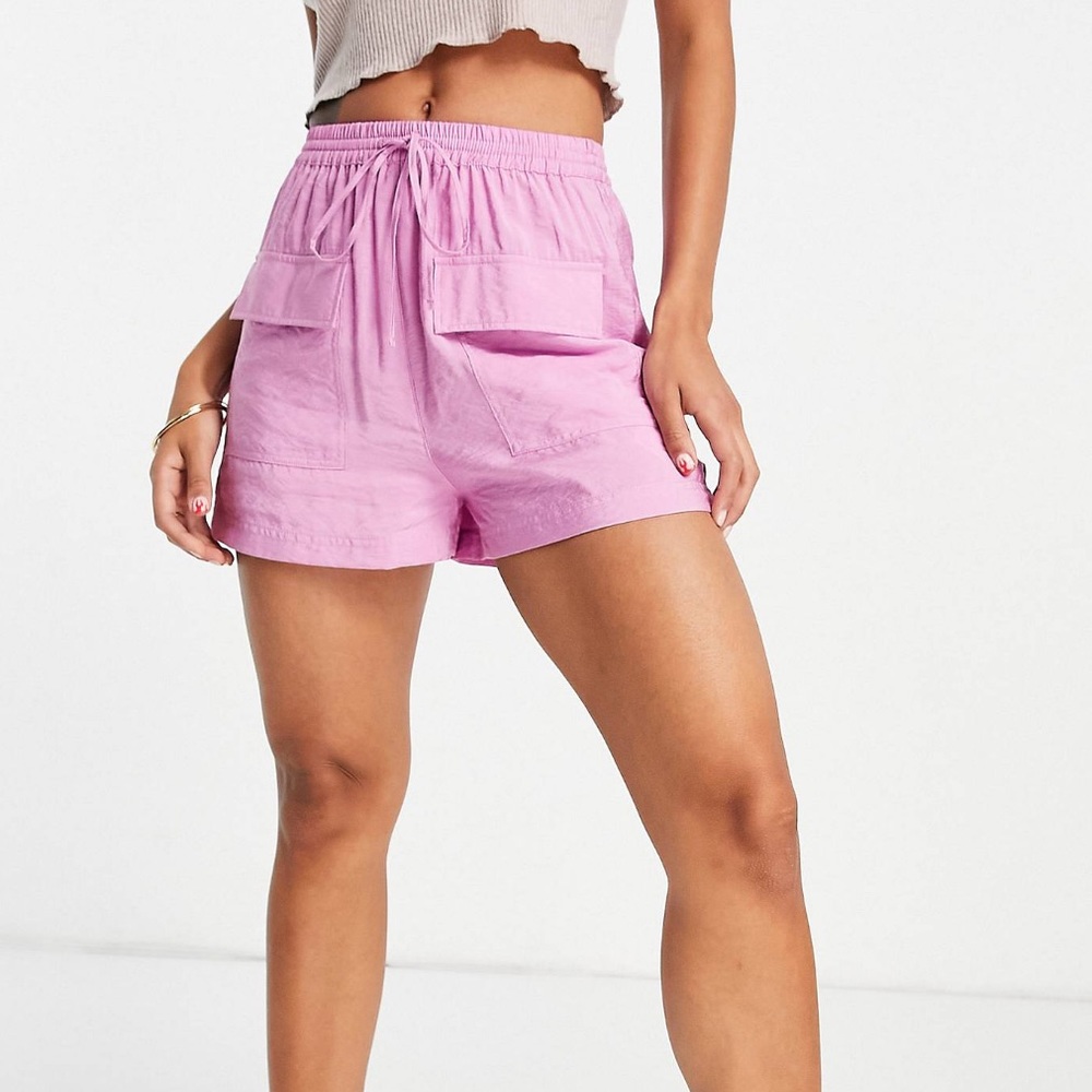 NWOT Pull & Bear Pink drawstring shorts - Picture 4 of 9